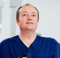 Dr Andrew Brett