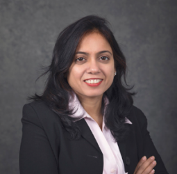 Dr Deepa Singhal