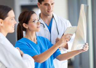 How To Recruit Medical Staff And Personnel: 5 Things You Should Know