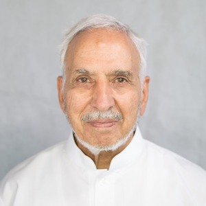 Dr Khan